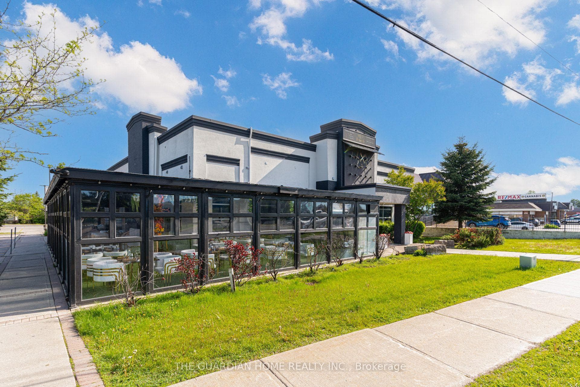 1419 King Street photo 1