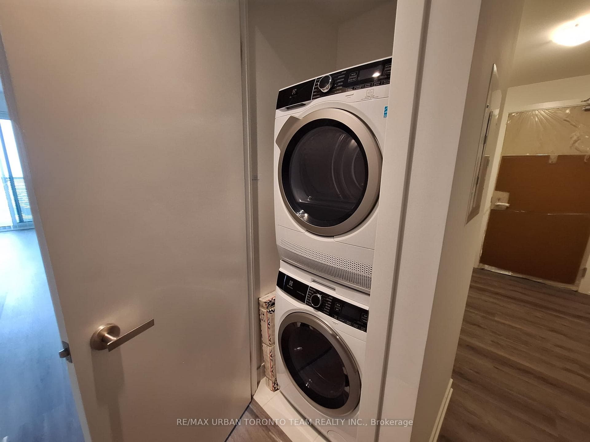 138 Downes Street Unit 6503 photo 12