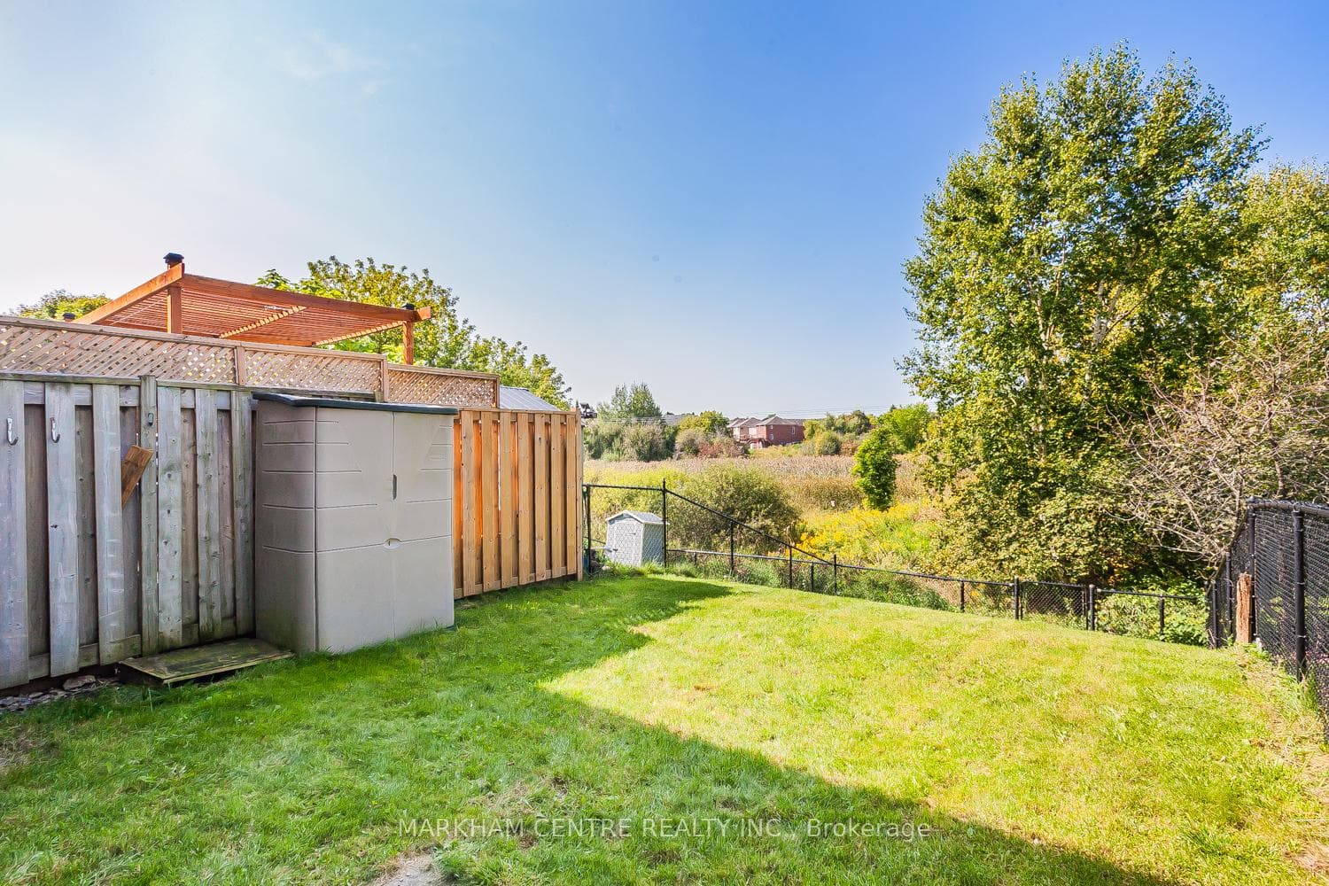 58 Milloy Place photo 33