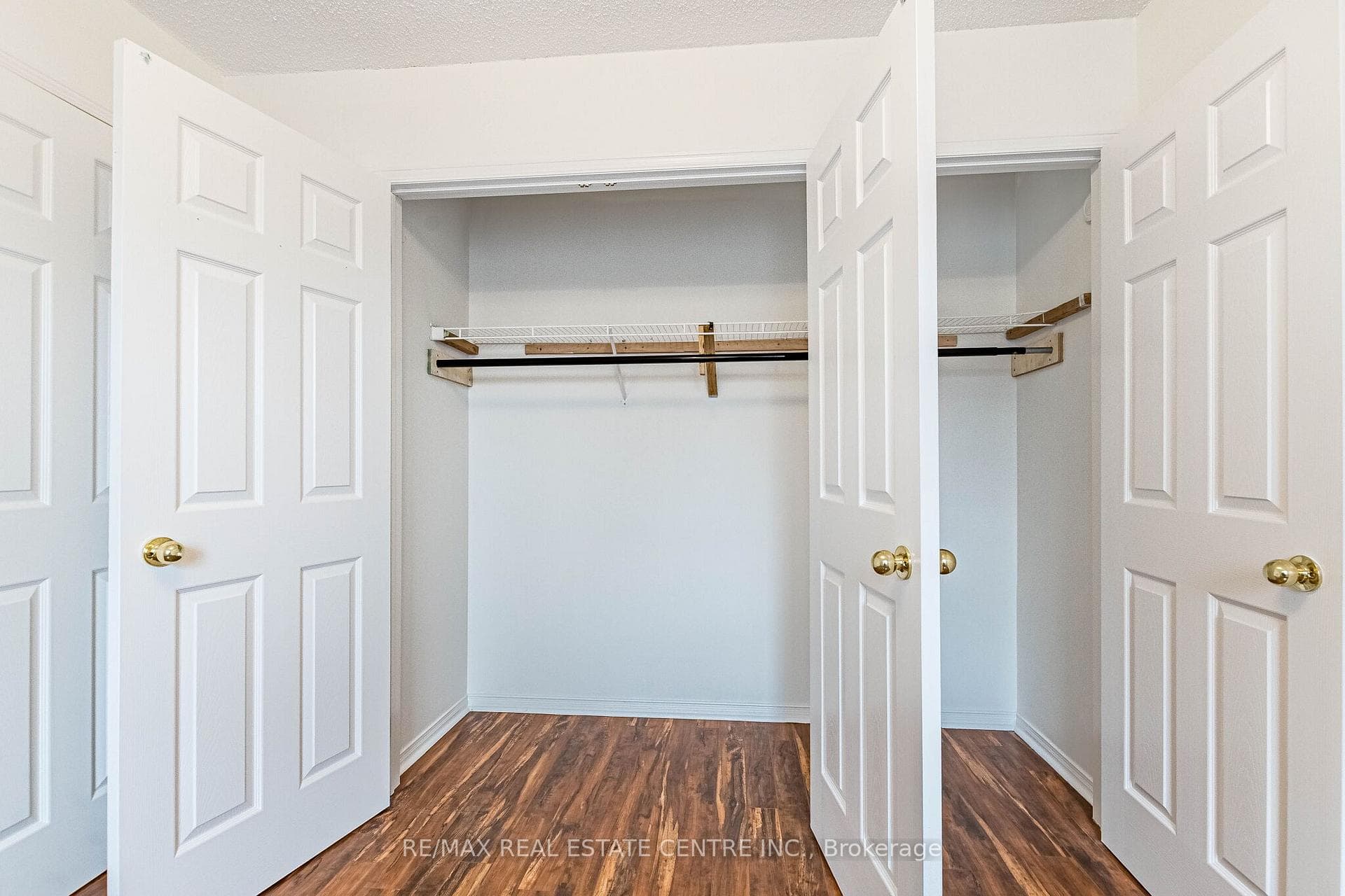 10 Cherrytree Drive Unit 48 photo 34