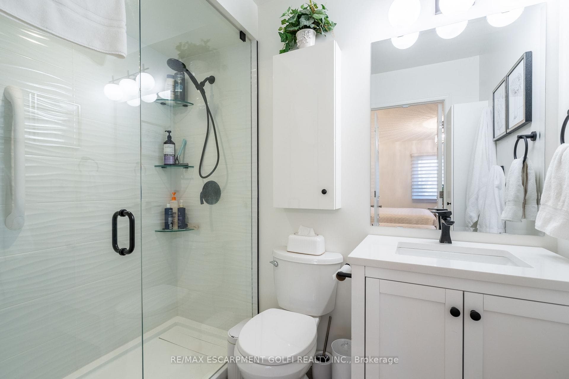 375 BOOK Road Unit 19 photo 23