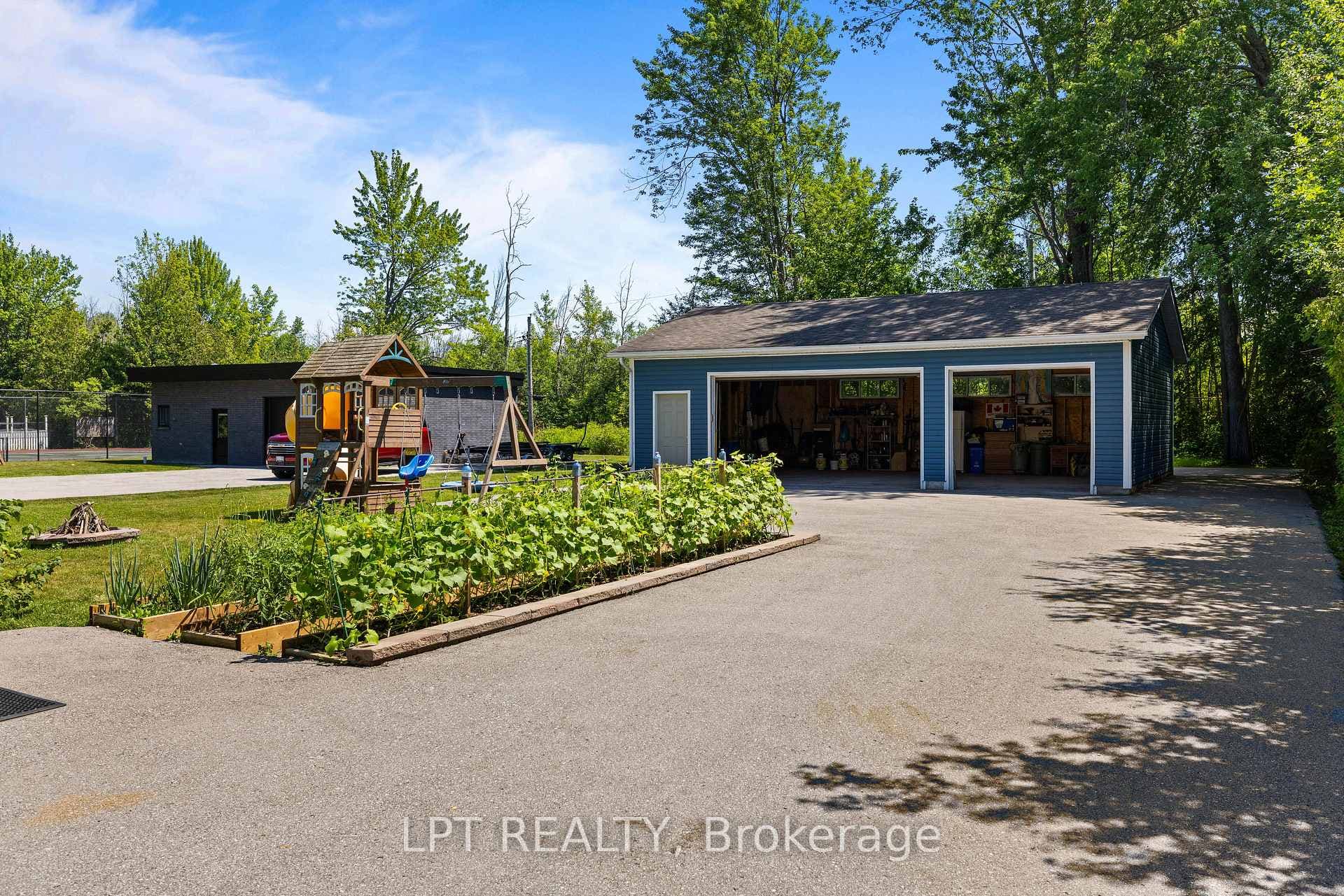 173 Lake Drive photo 40