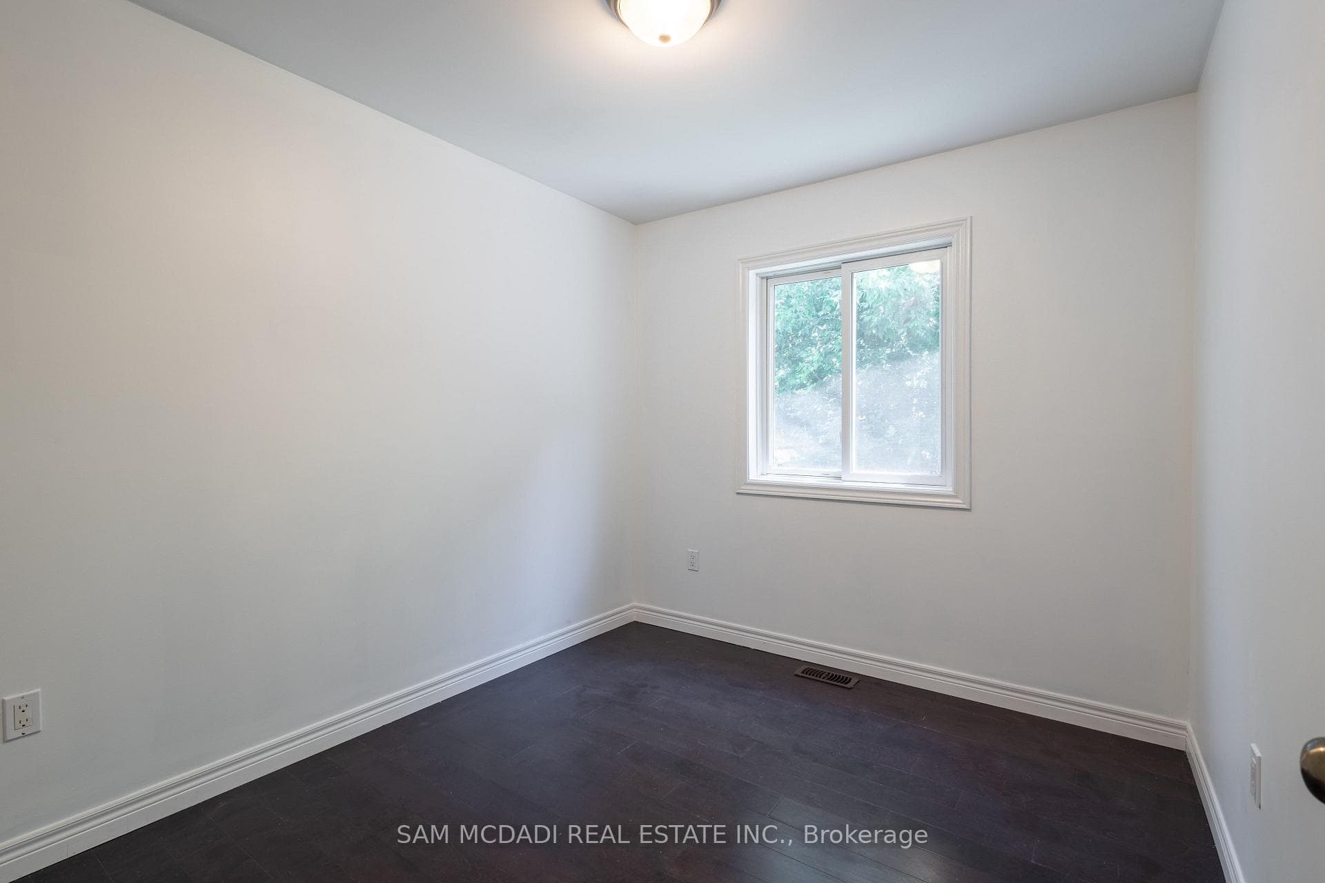 24 Wexford Avenue photo 15