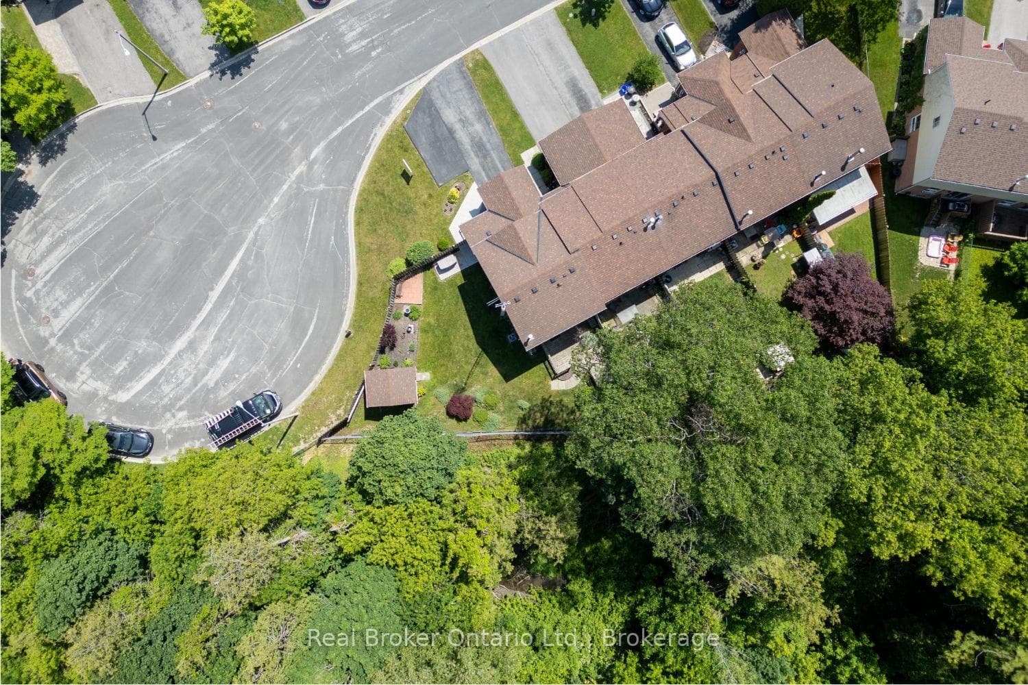 10 Climie Court photo 5