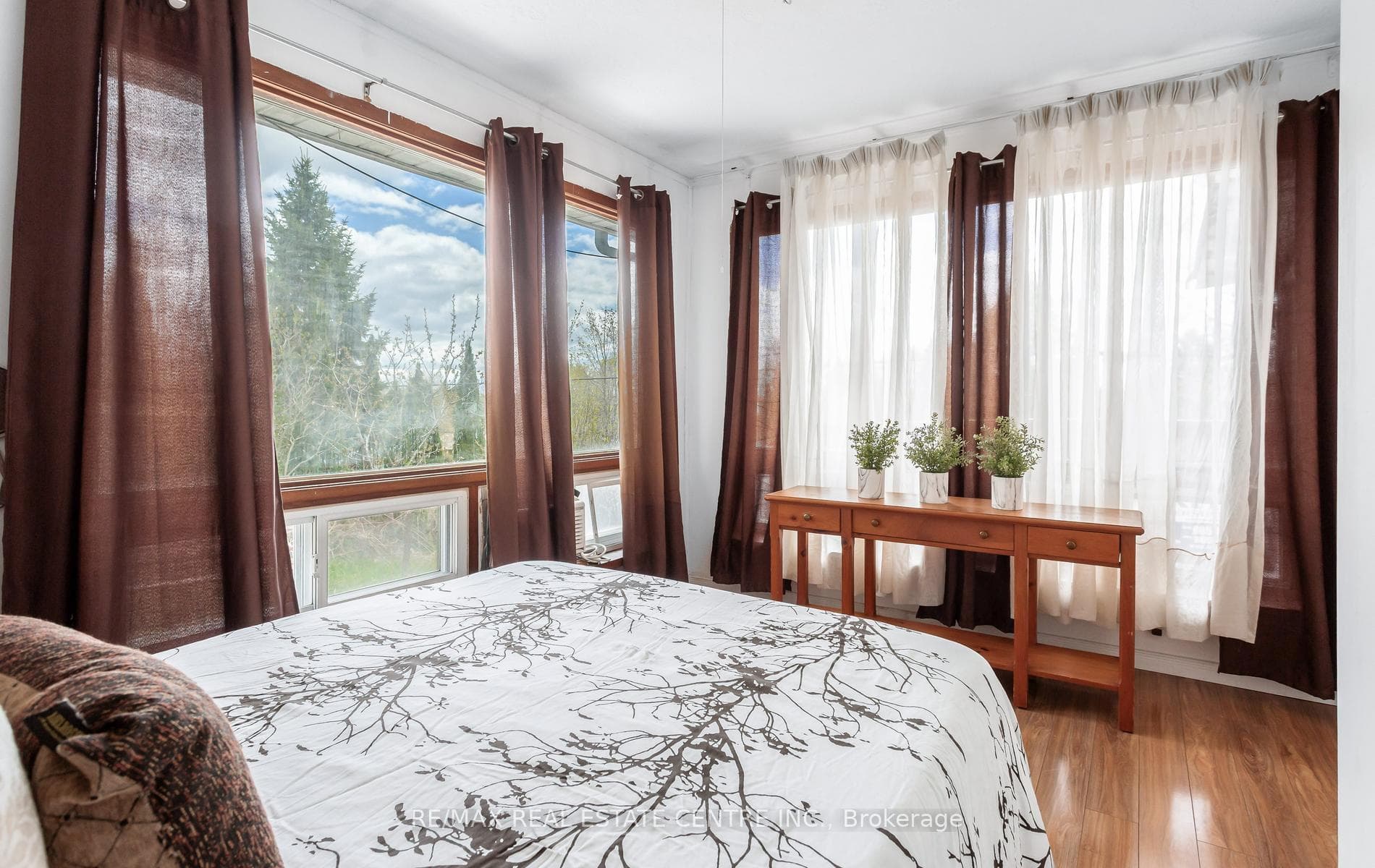 50 Dumbarton Street photo 28