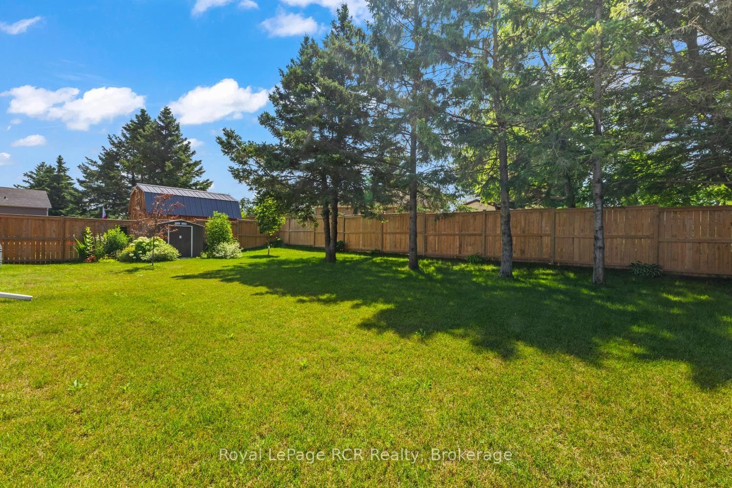 206 Spruce Drive photo 27