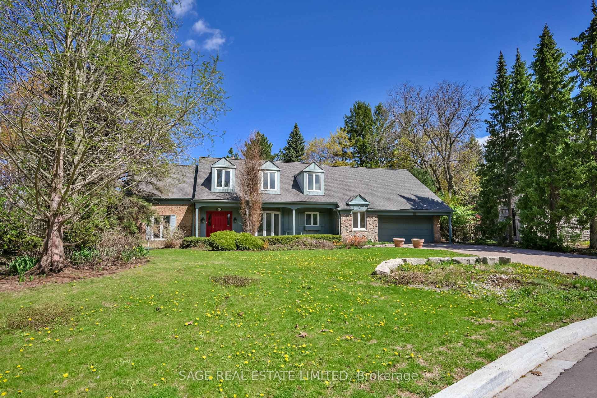 69 Fairway Heights Drive photo 2