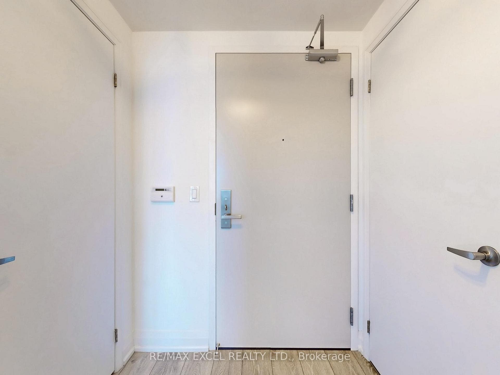 30 Gibbs Road Unit 1708 photo 11
