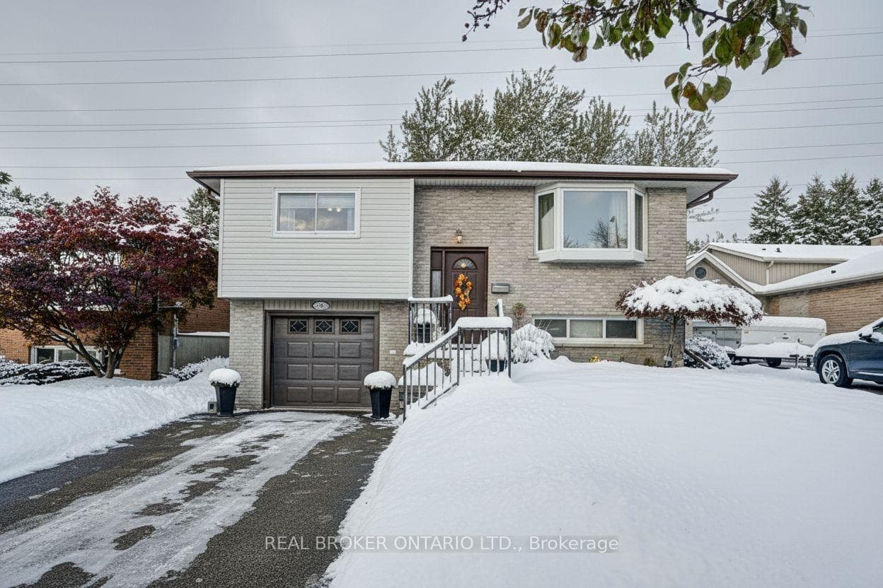 34 Willow Green Court photo 1