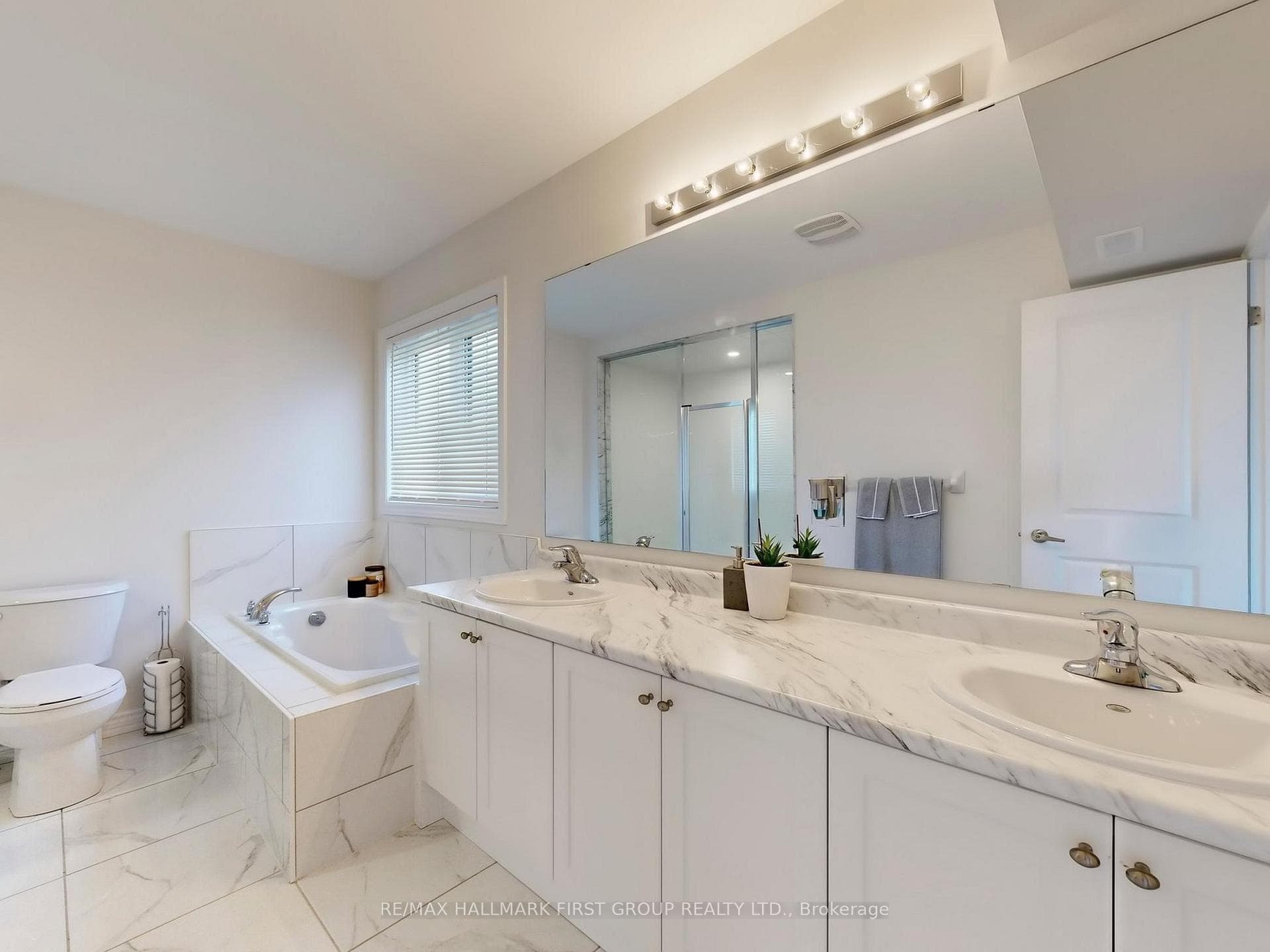 18 Ludlow Drive photo 41