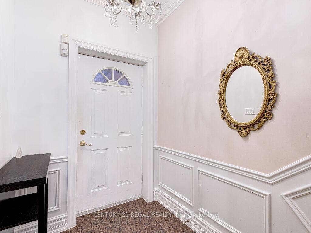 11 Midburn Avenue photo 3