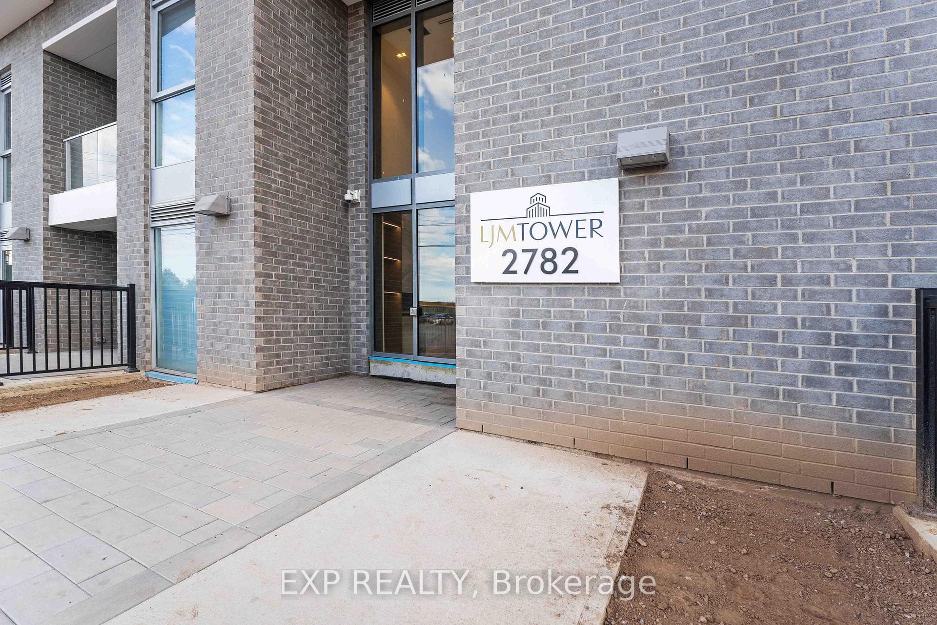 2782 Barton Street Unit 1006 photo 5