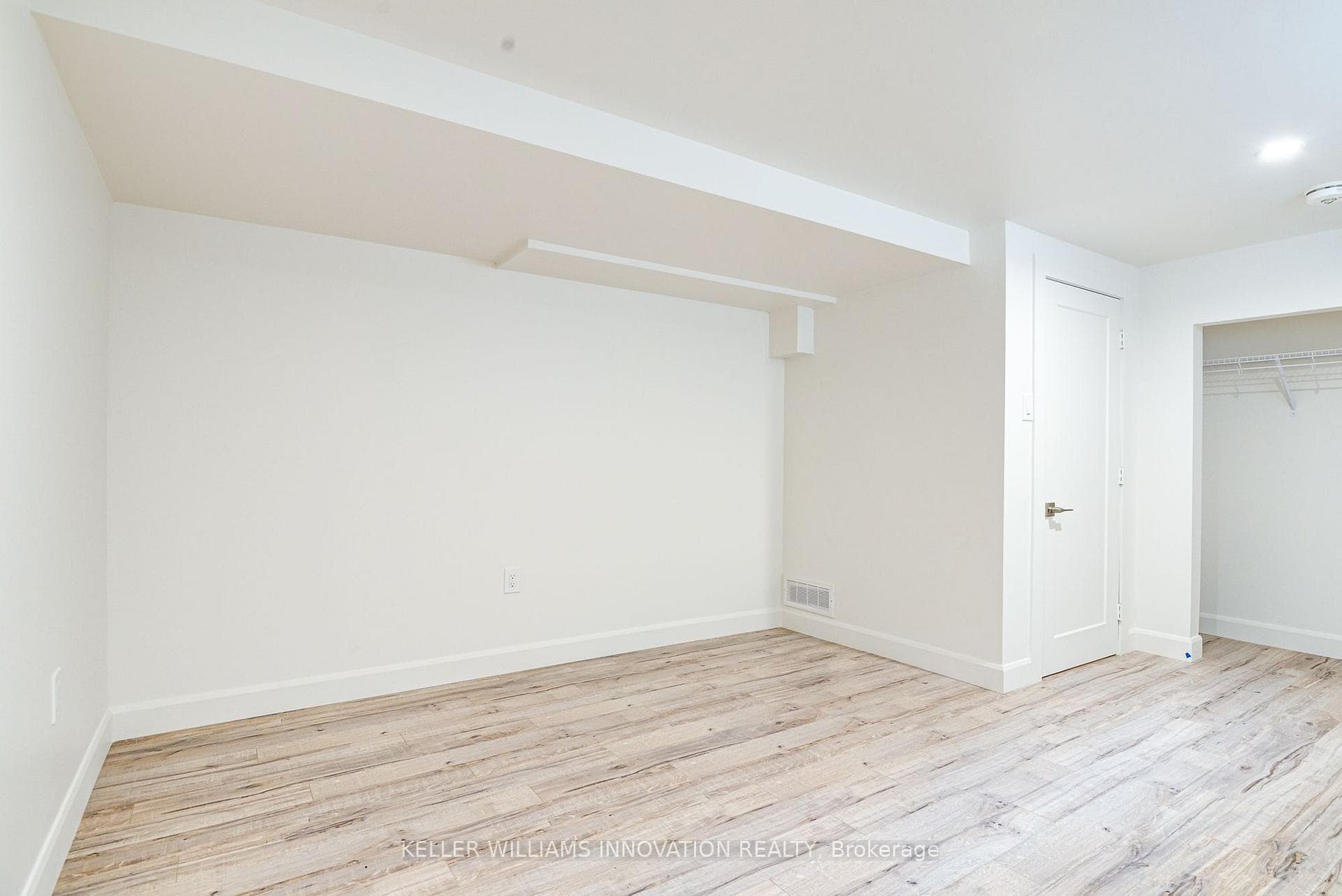 81 Culver Crescent Unit B photo 27