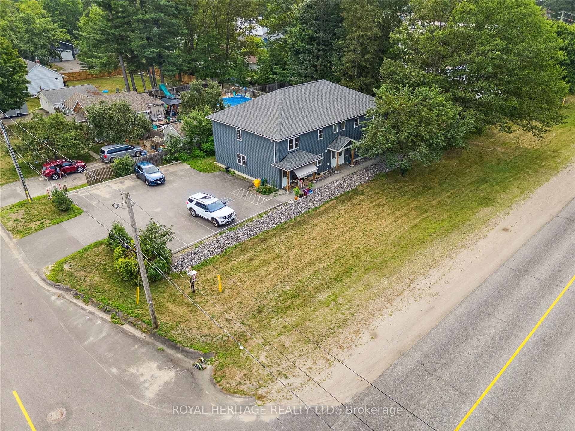 321 David Street photo 44