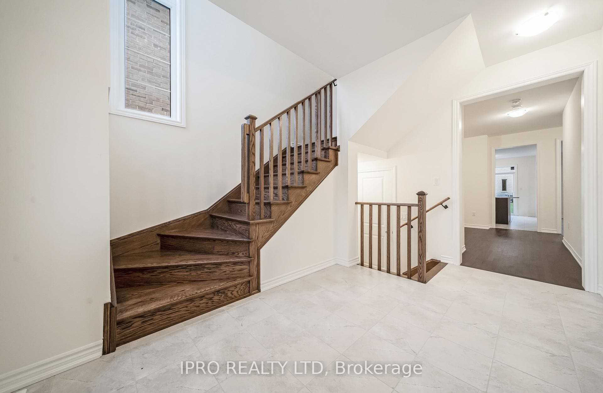 20 Cobriza Crescent photo 8