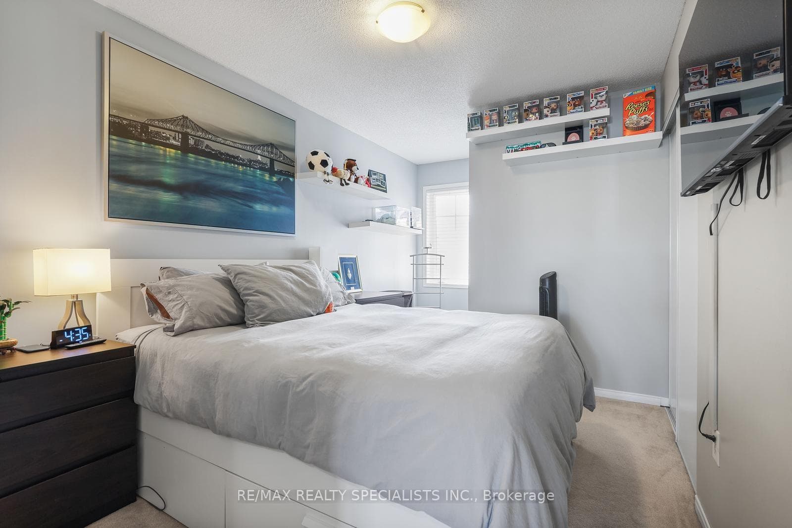 3370 Redpath Circle photo 24