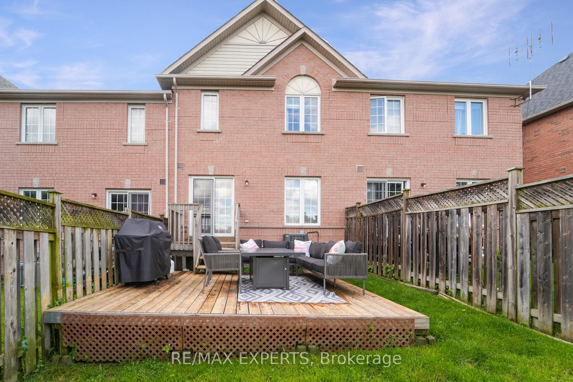 130 Coleridge Drive photo 21