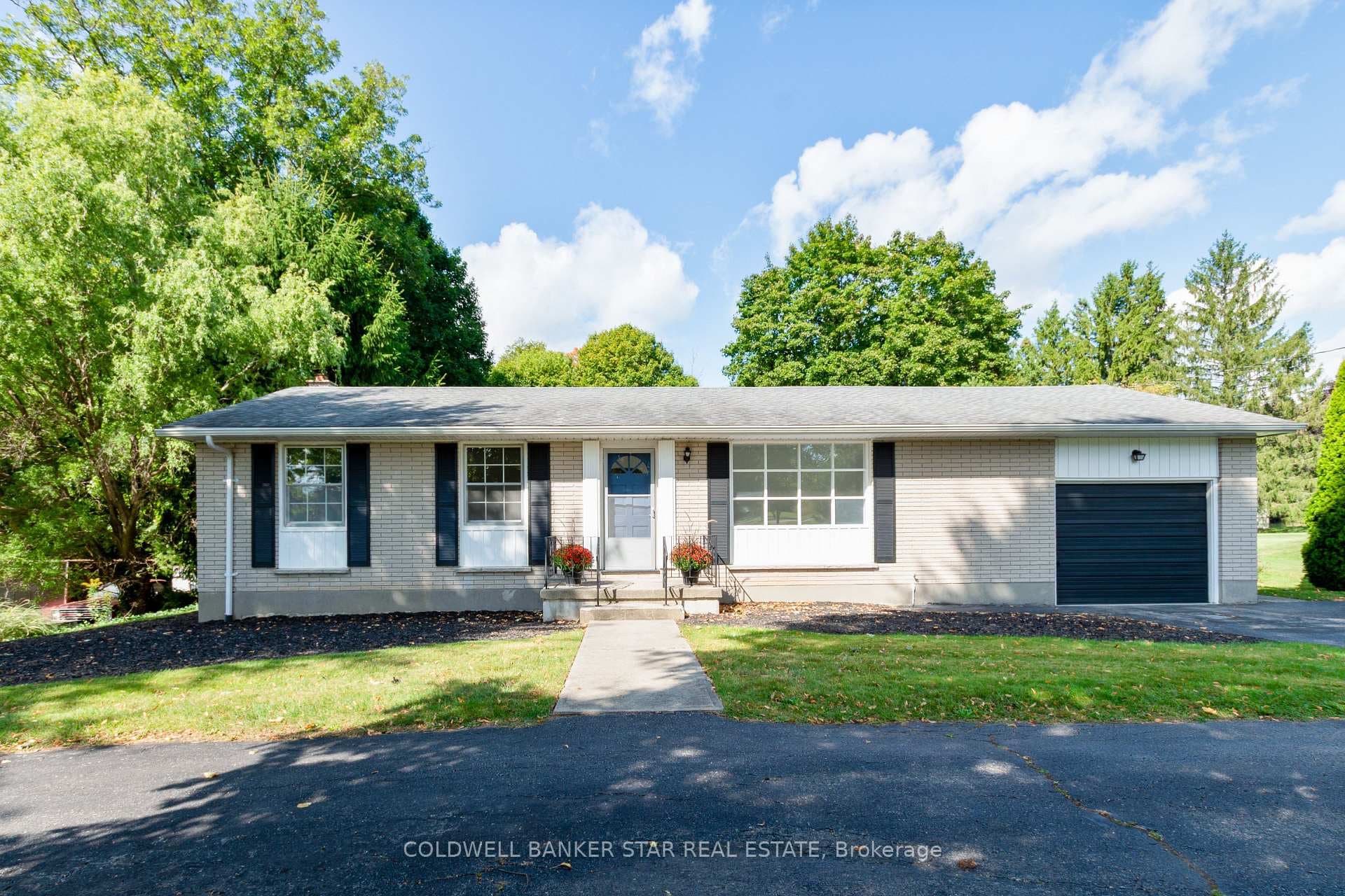 6361 Sunset Road, St Thomas