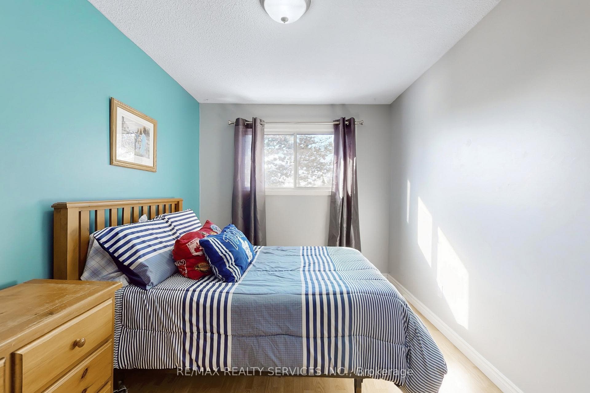 3 Collins Crescent photo 28