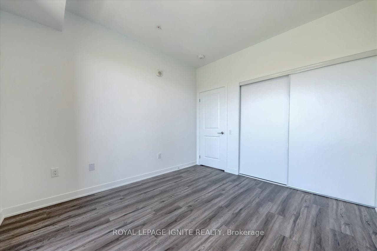 385 Arctic Red Drive Unit 419 photo 13