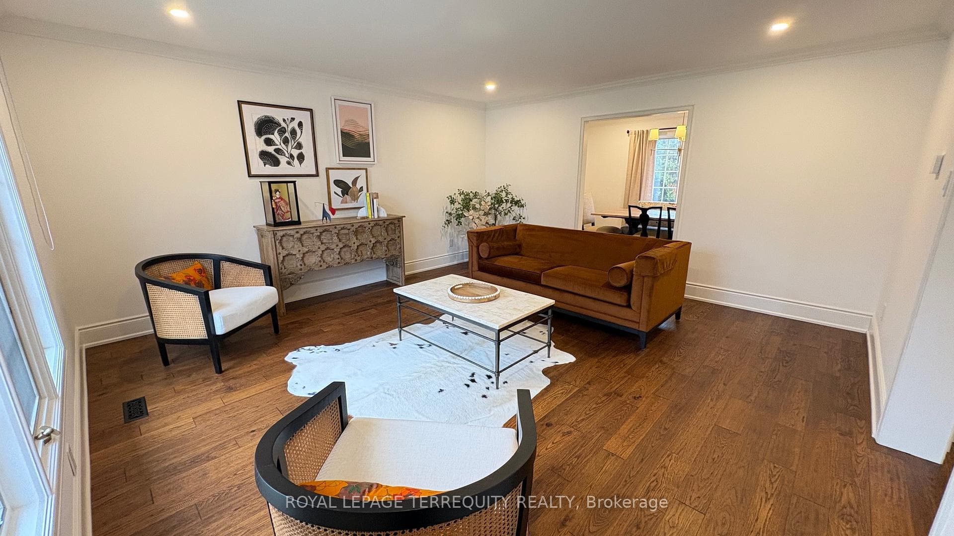 Hardwood Floor
