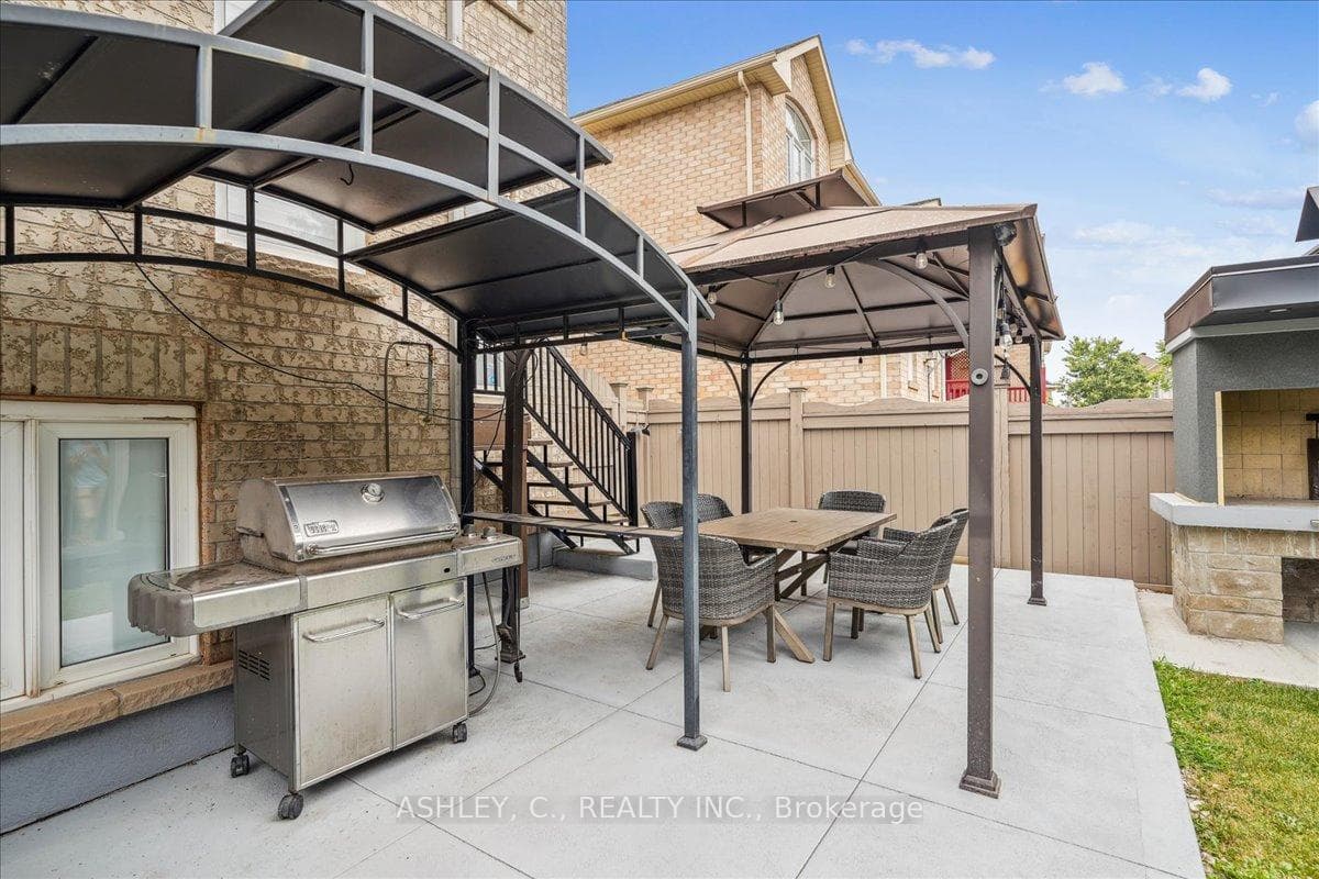 2336 Hilda Drive photo 39
