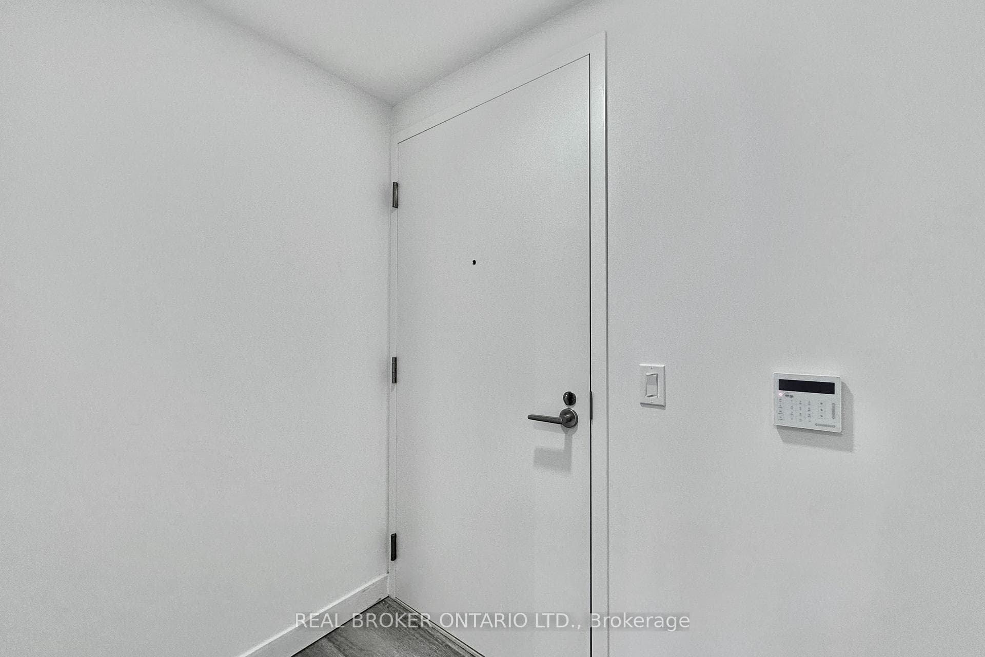 121 St Patrick Street Unit 1513 photo 7