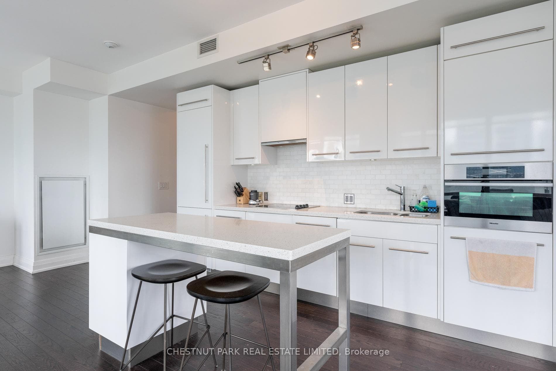 80 John Street Unit 2309 photo 4