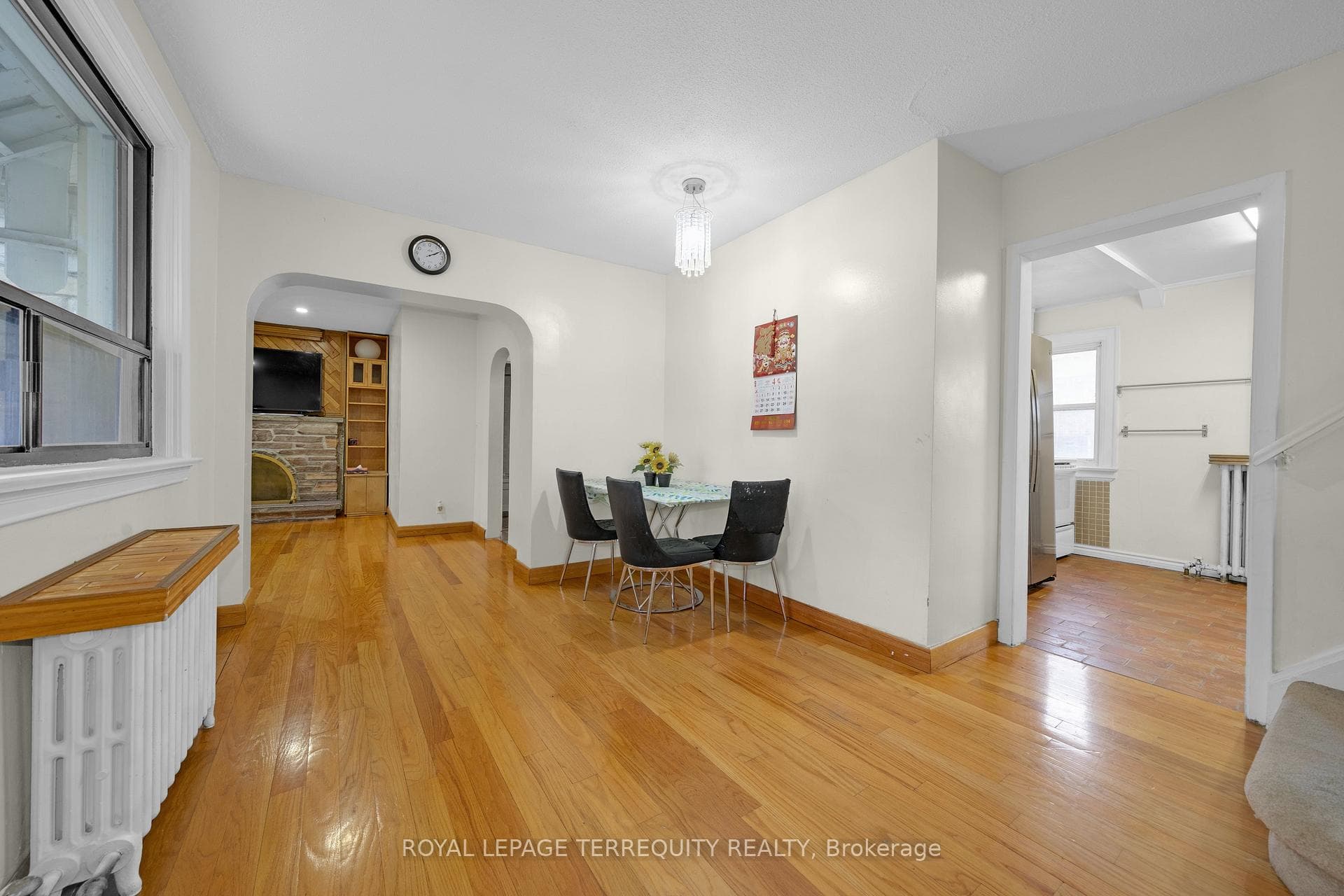 34 Downsview Avenue photo 9