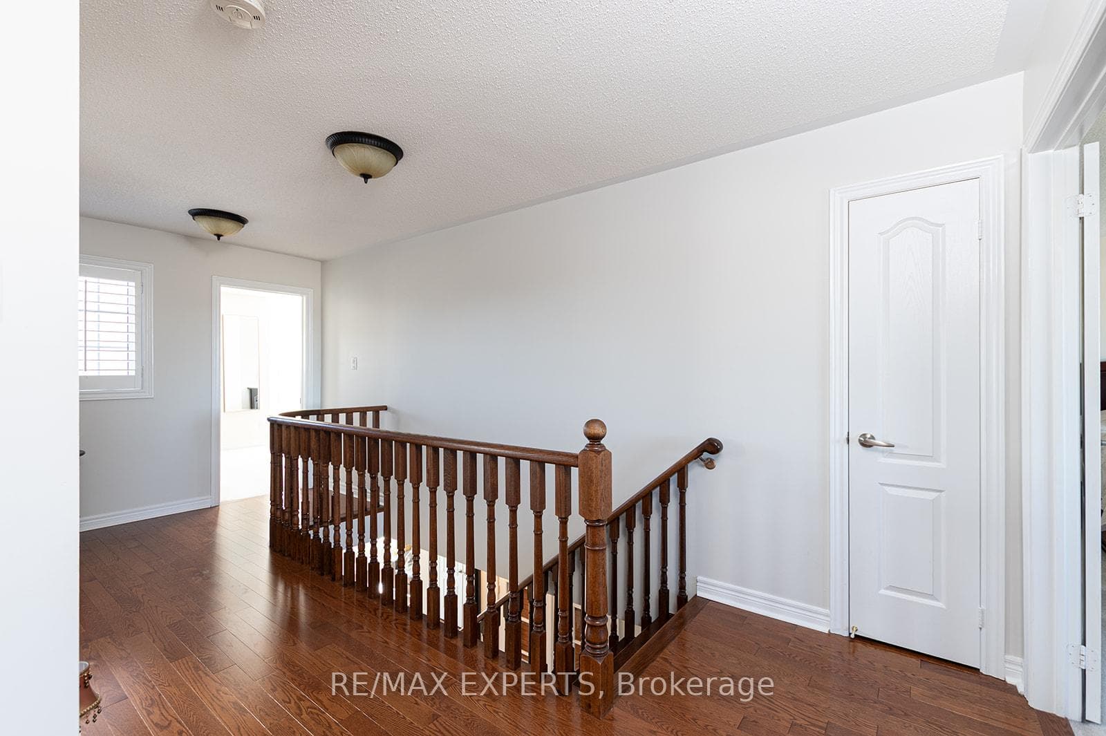 34 Laurentide Crescent photo 24