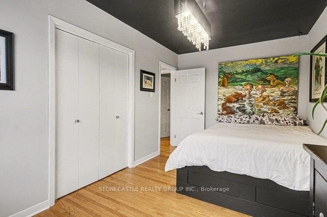 1899 Truscott Drive photo 11