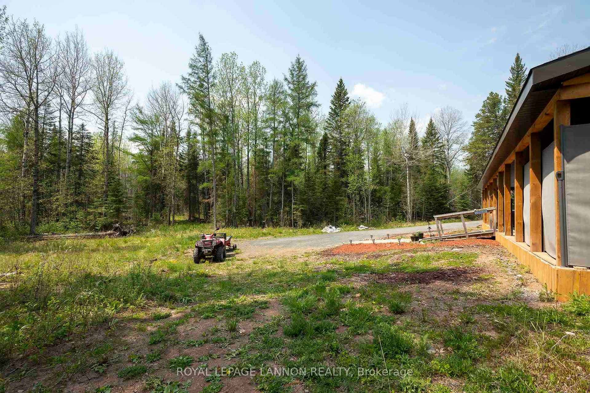 372 Ware Road photo 42