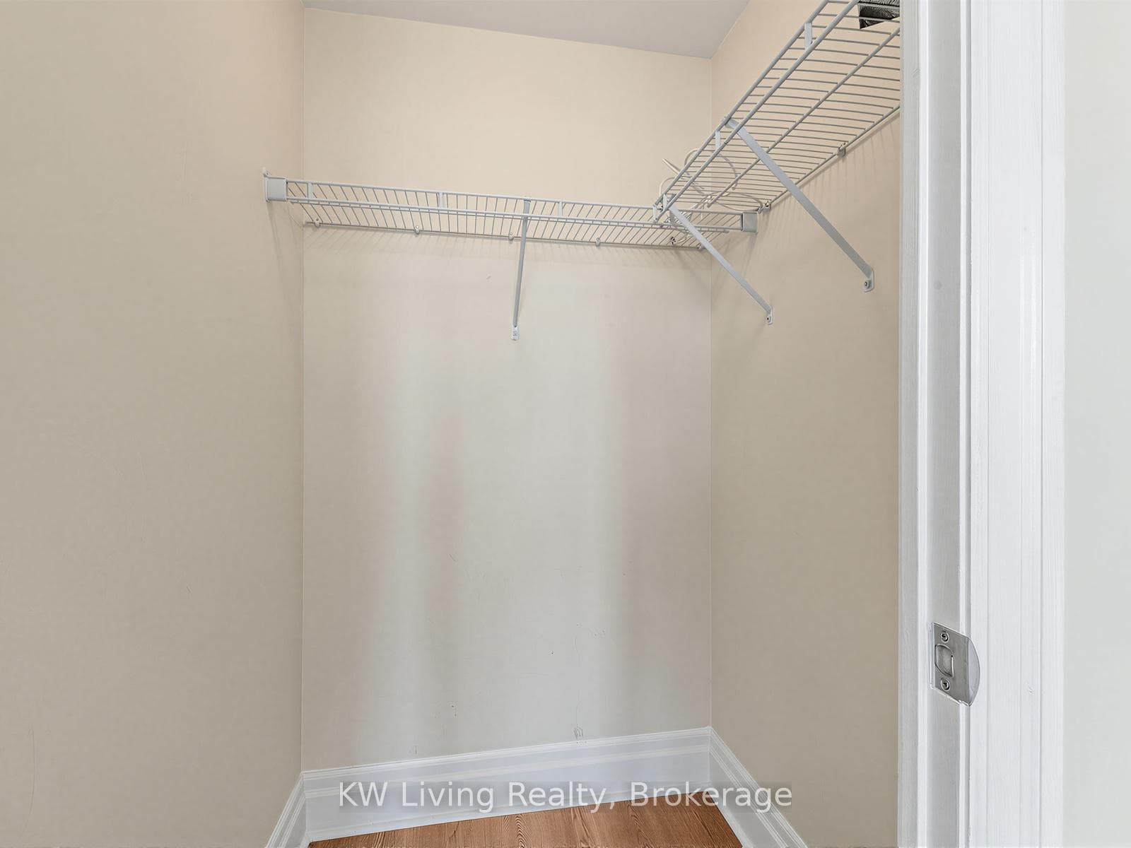 21 Upper Duke Crescent Unit 604 photo 19