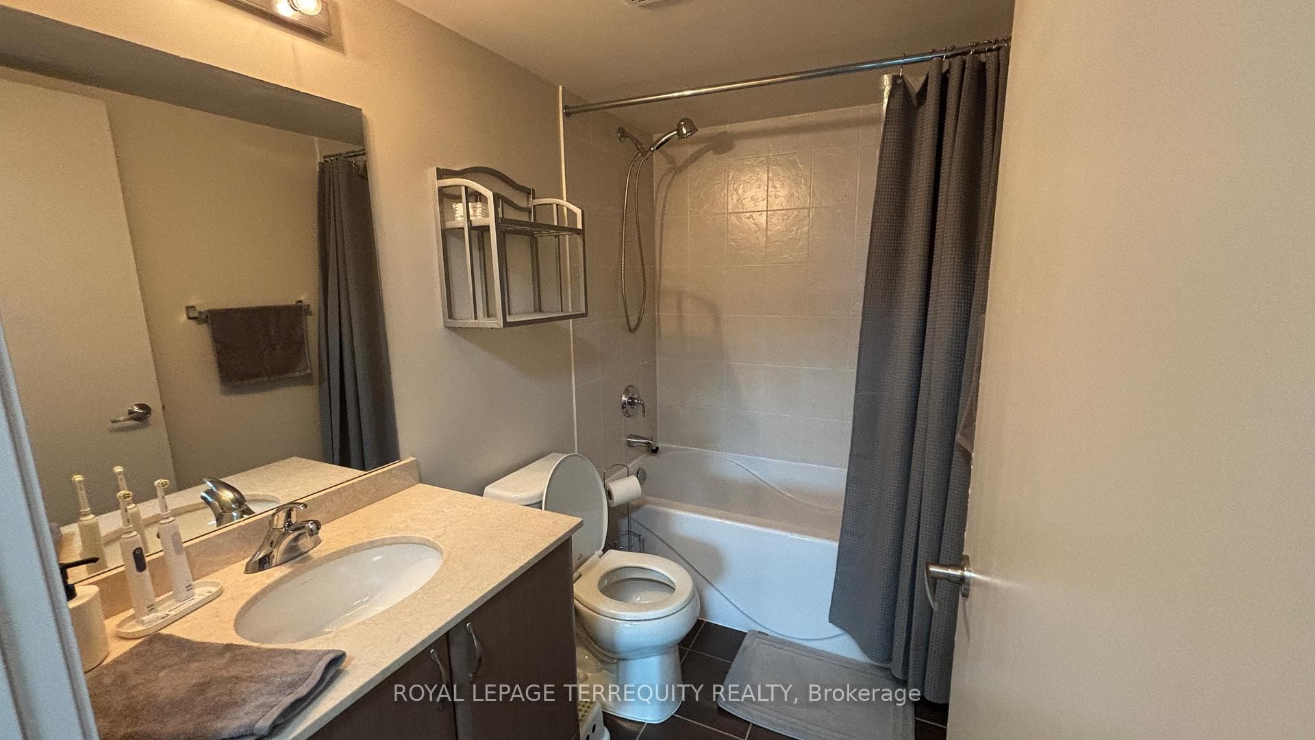 525 Wilson Avenue Unit 835 photo 13