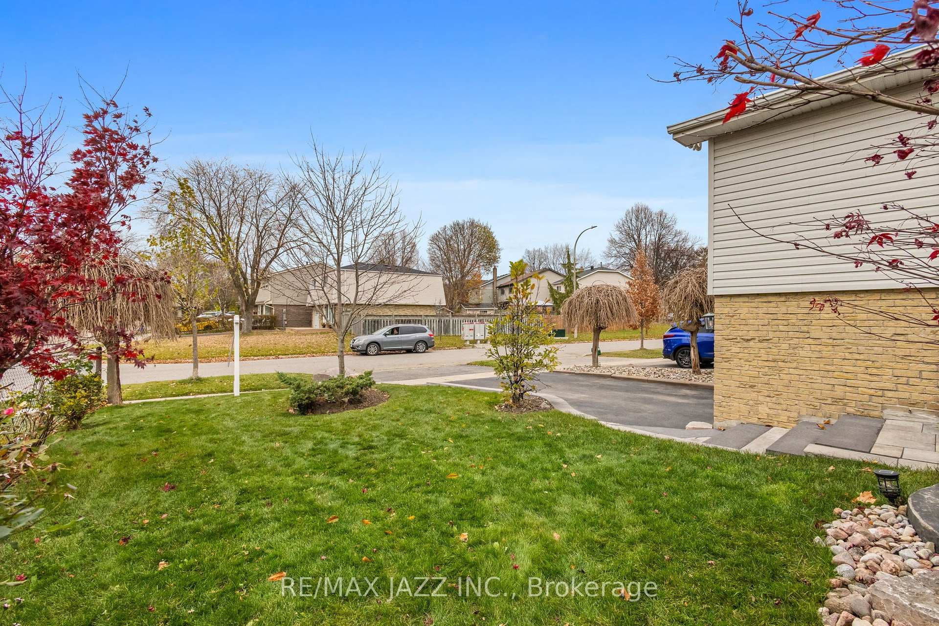 23 Pilkington Crescent photo 38