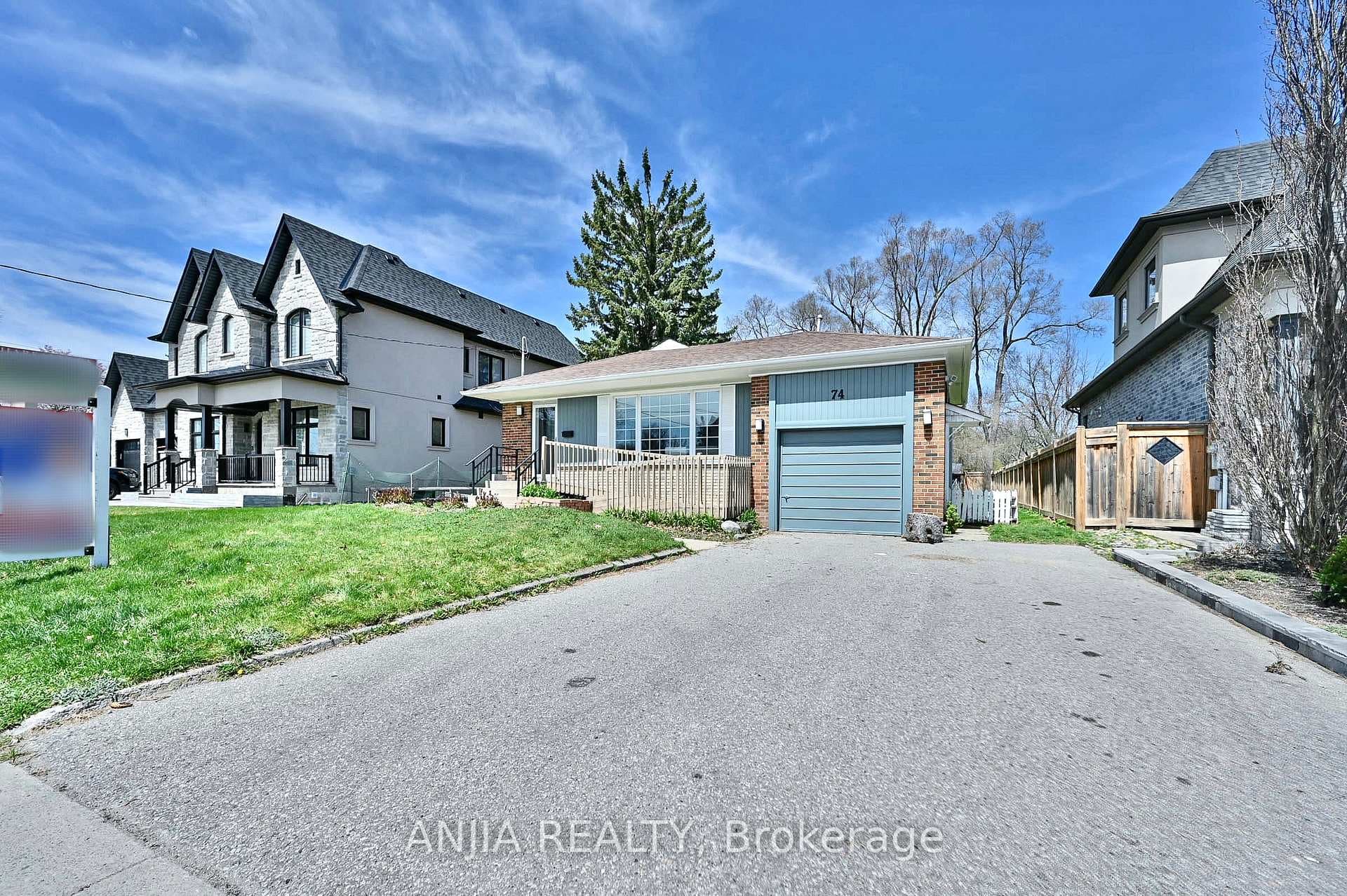 74 Robinson Street photo 2