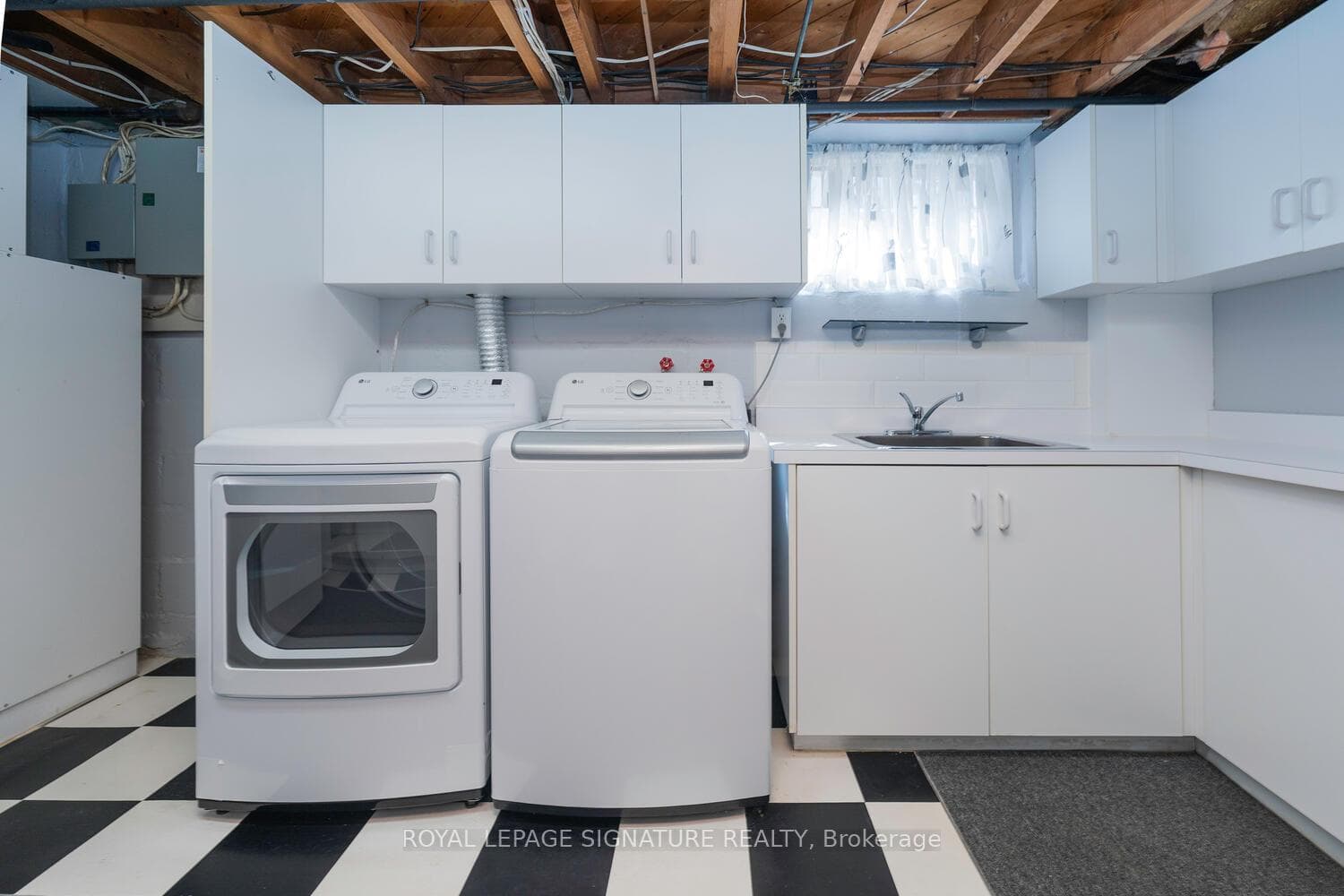 26 Princeway Drive photo 28