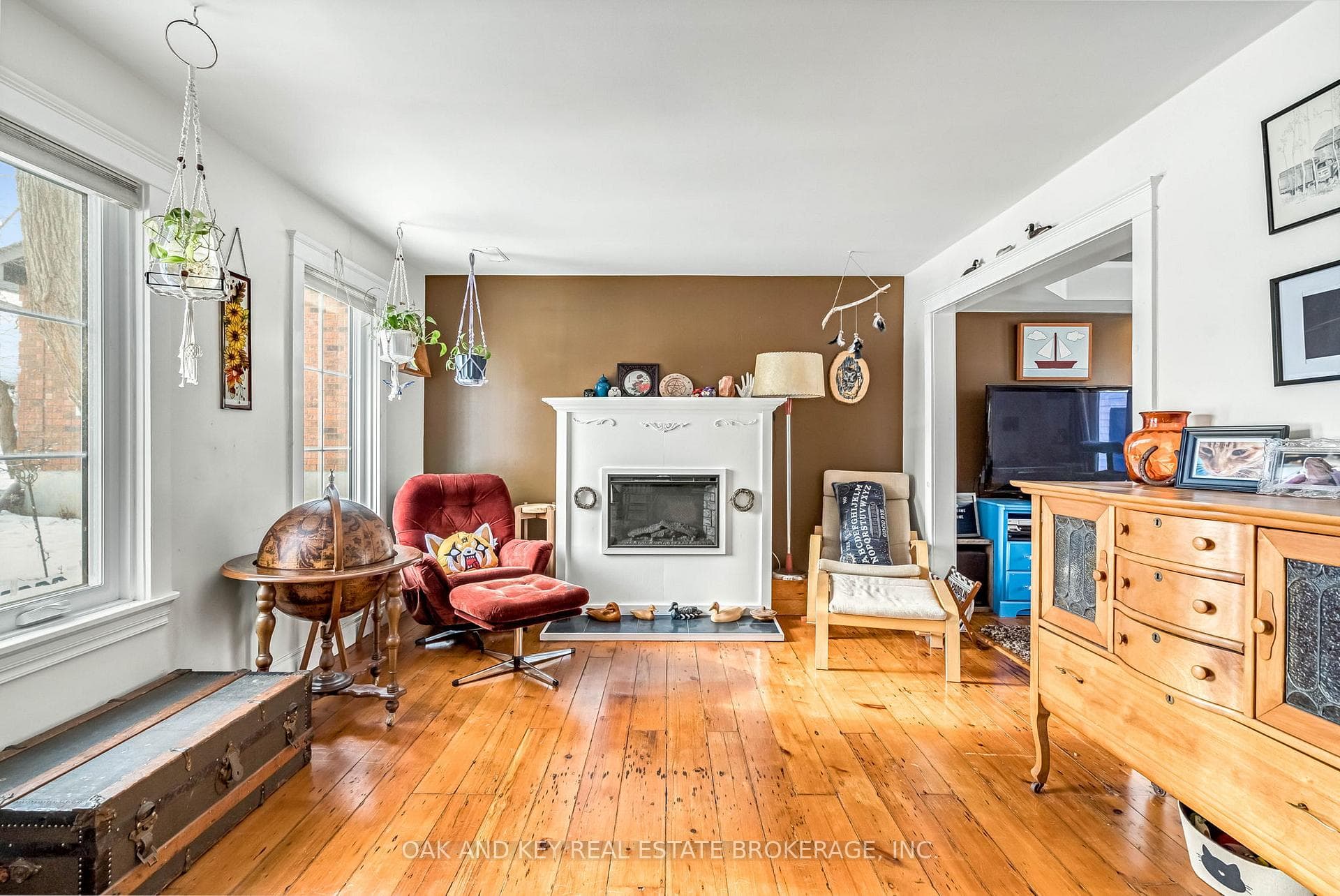 156 LANGARTH Street photo 7