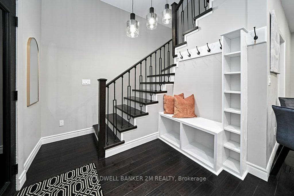 107 Cromwell Avenue photo 17