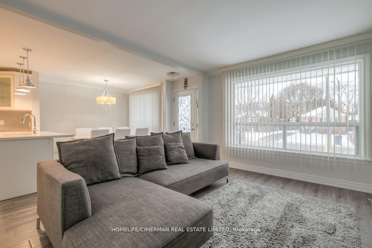 3 Willowhurst Crescent photo 9