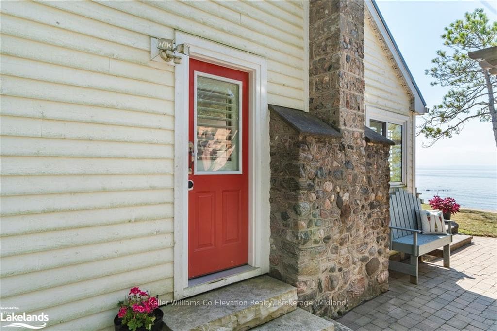 8 COBBLESTONE Road photo 3