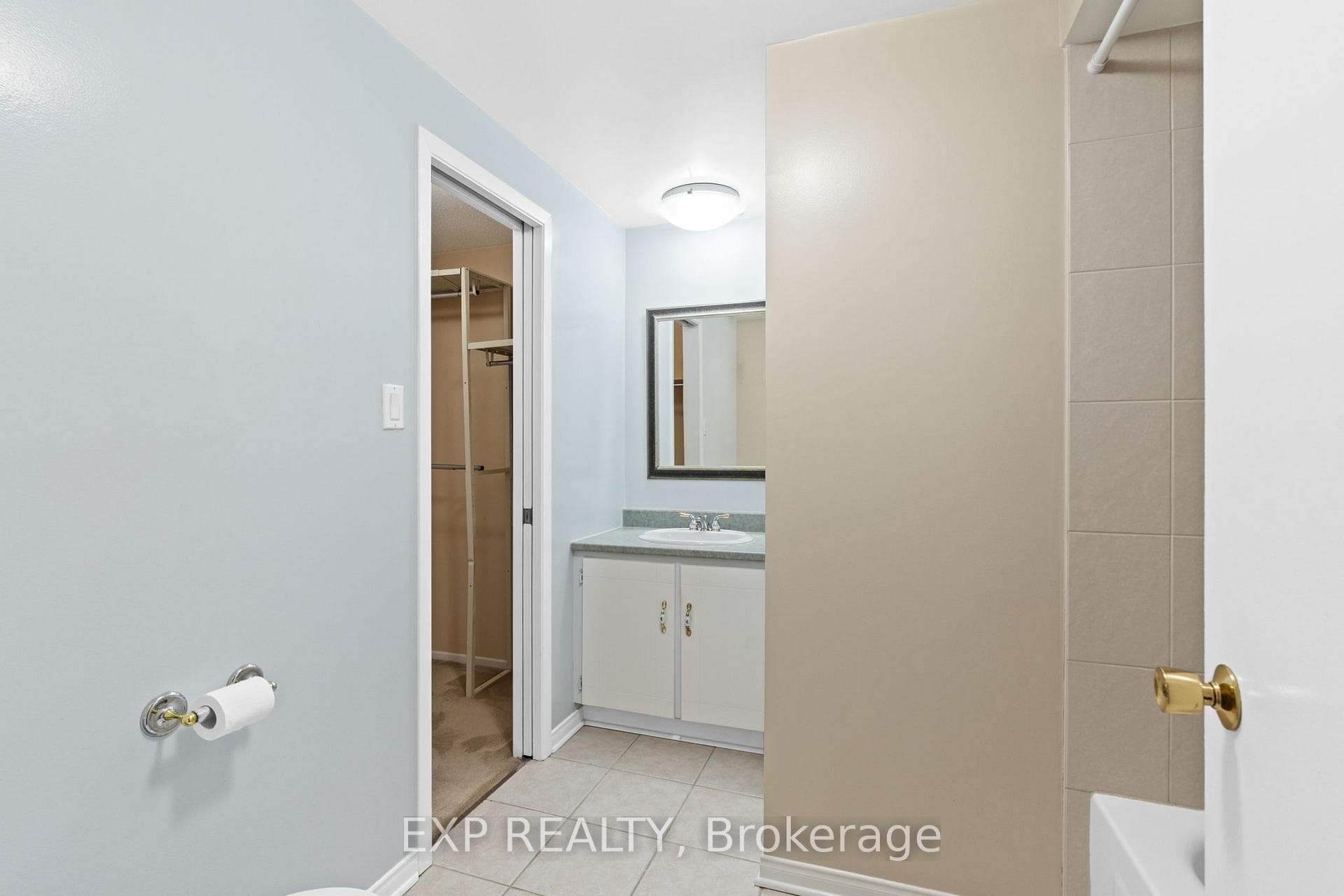 9 Fieldgate Drive photo 26