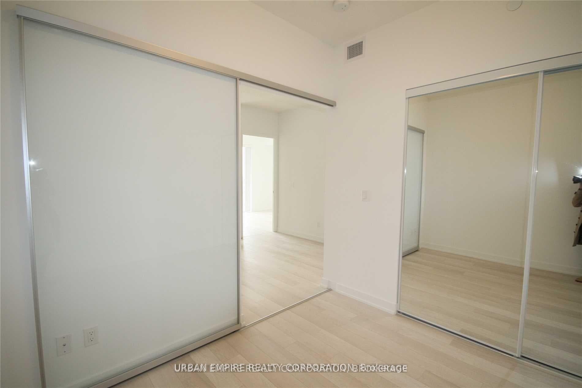 5180 Yonge Street Unit 2705 photo 5