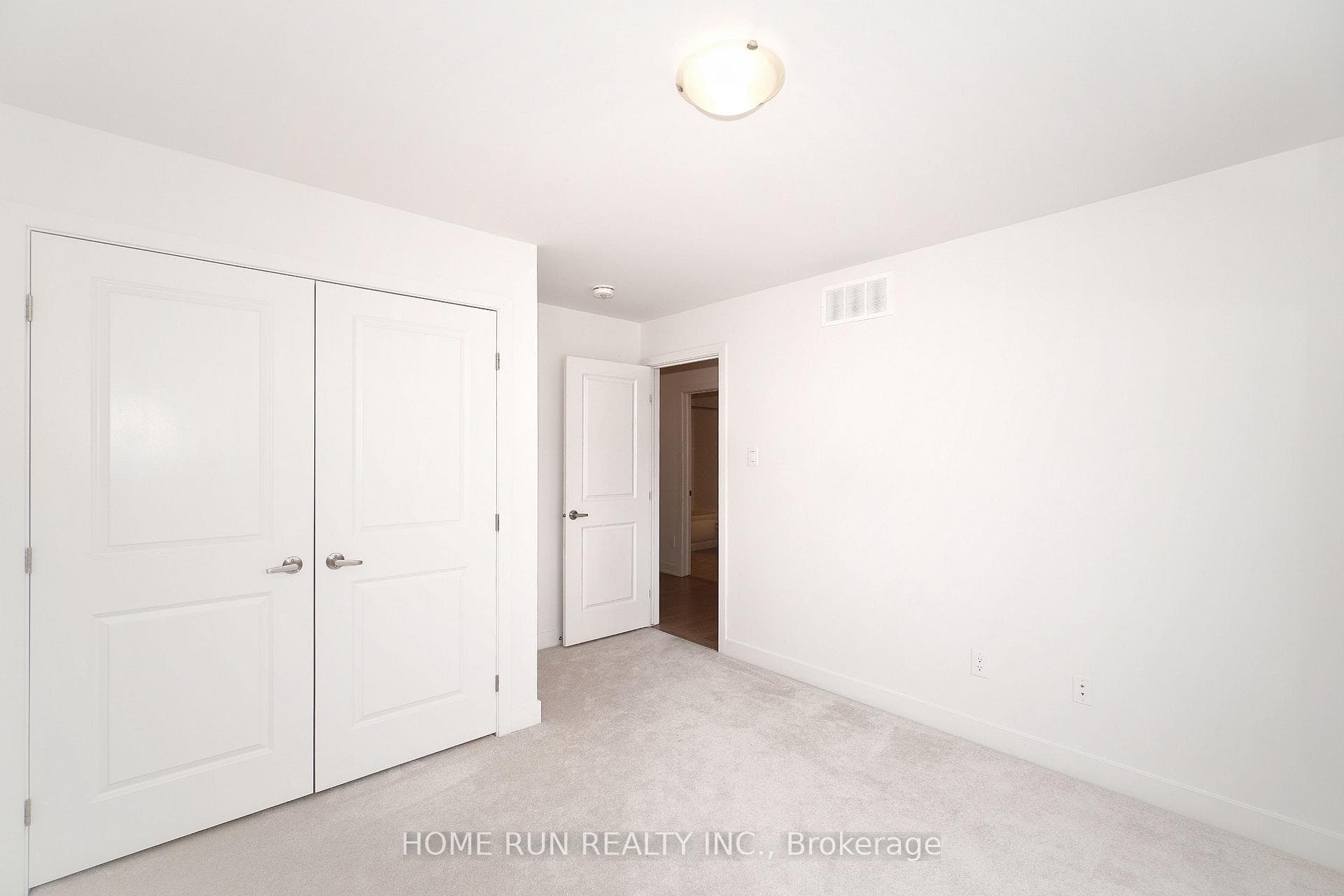 1051 HYDRANGEA Avenue photo 34