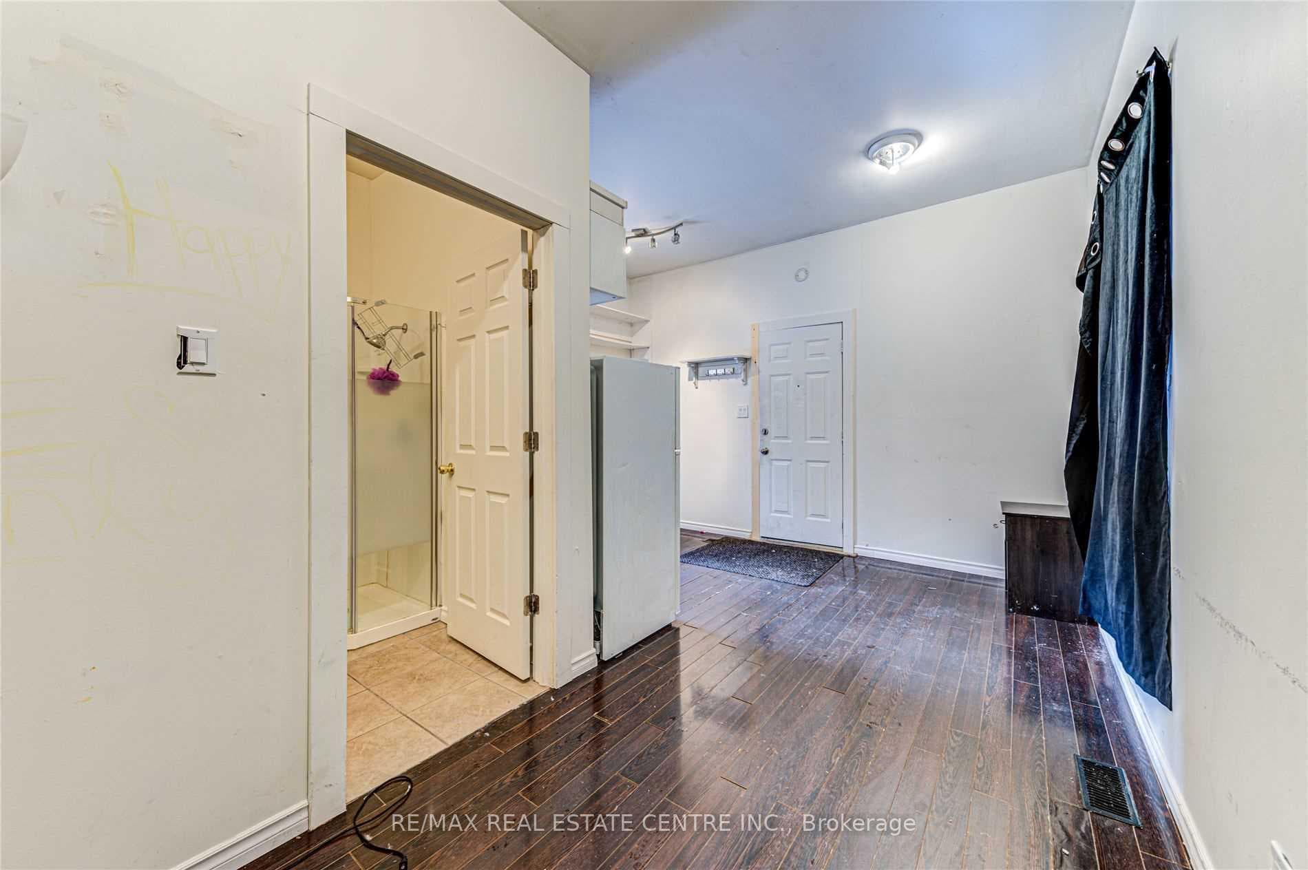 293 Broadway N/A photo 22