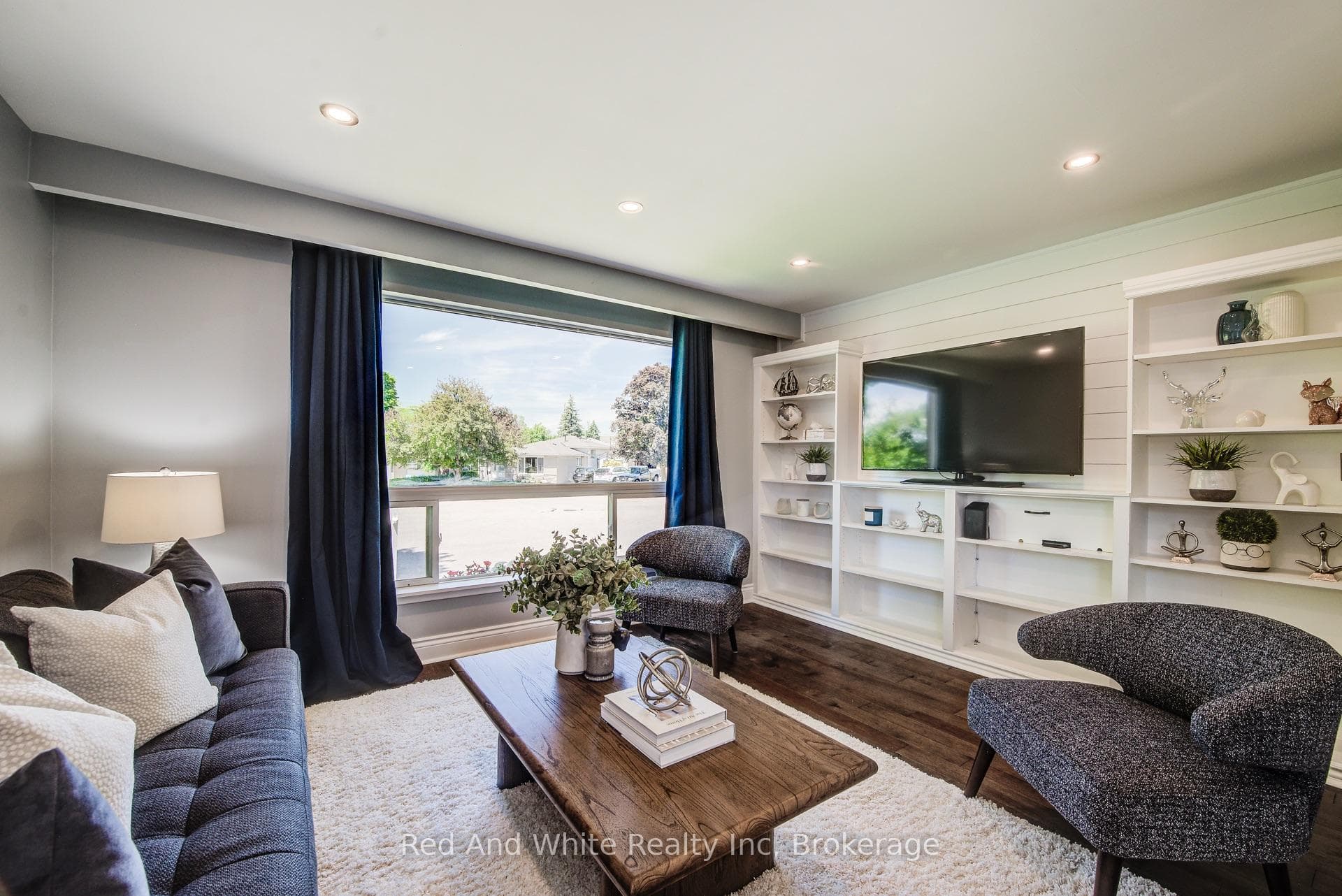 1138 Kathlene Court photo 14