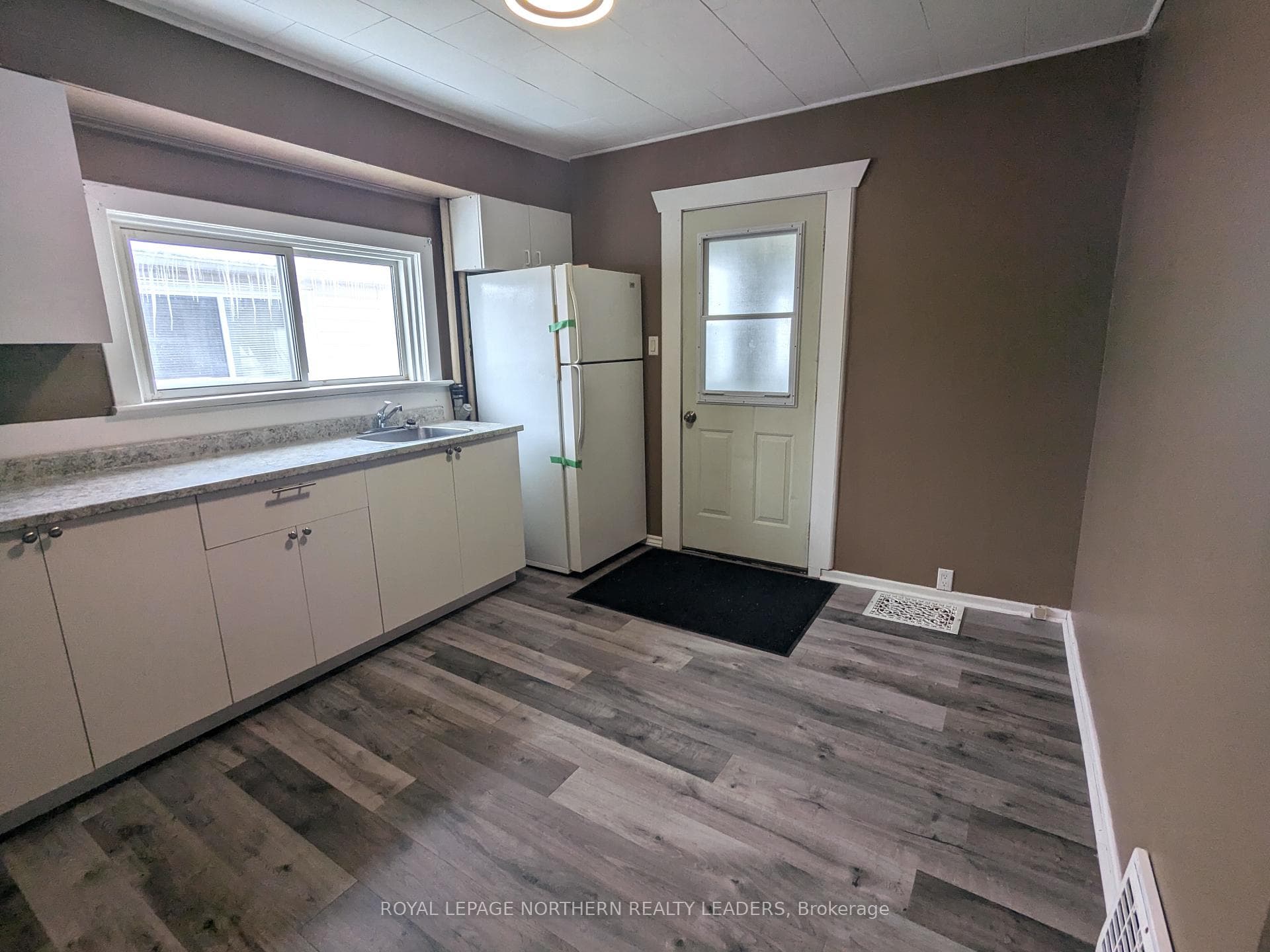 Main Floor Unit