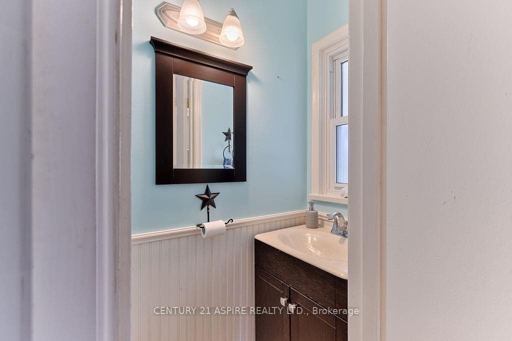 501 NANCY Street photo 14