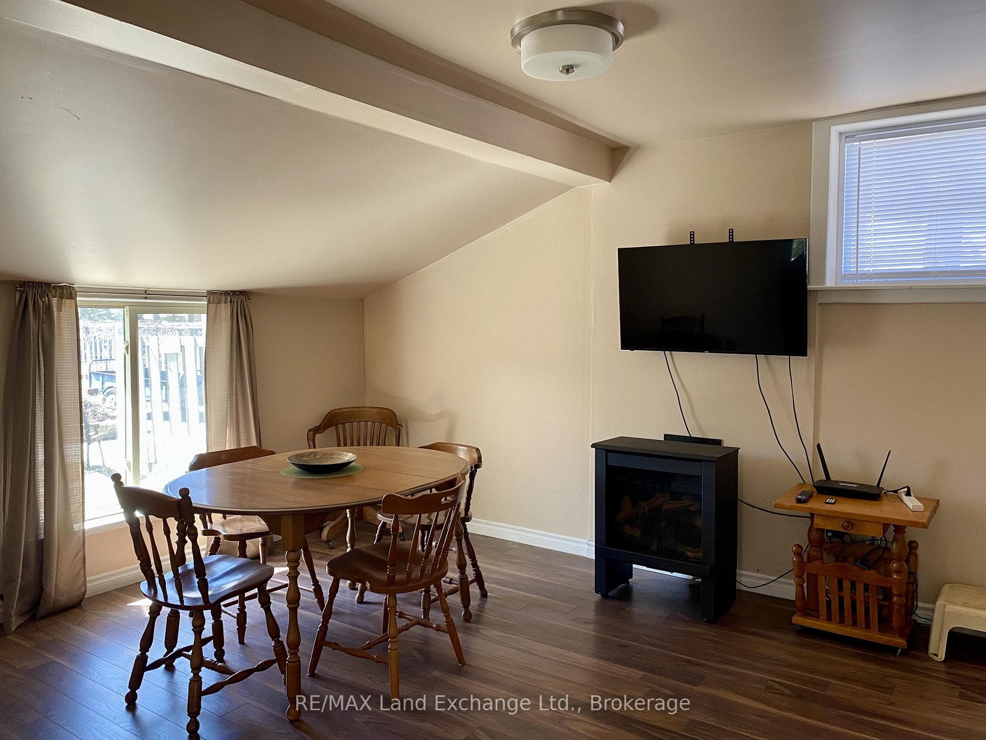656 Market Street photo 10