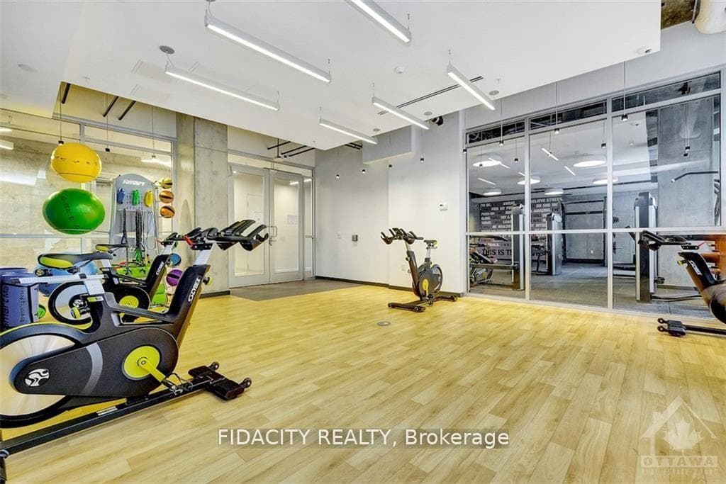 105 Champagne Avenue Unit 1119 photo 13